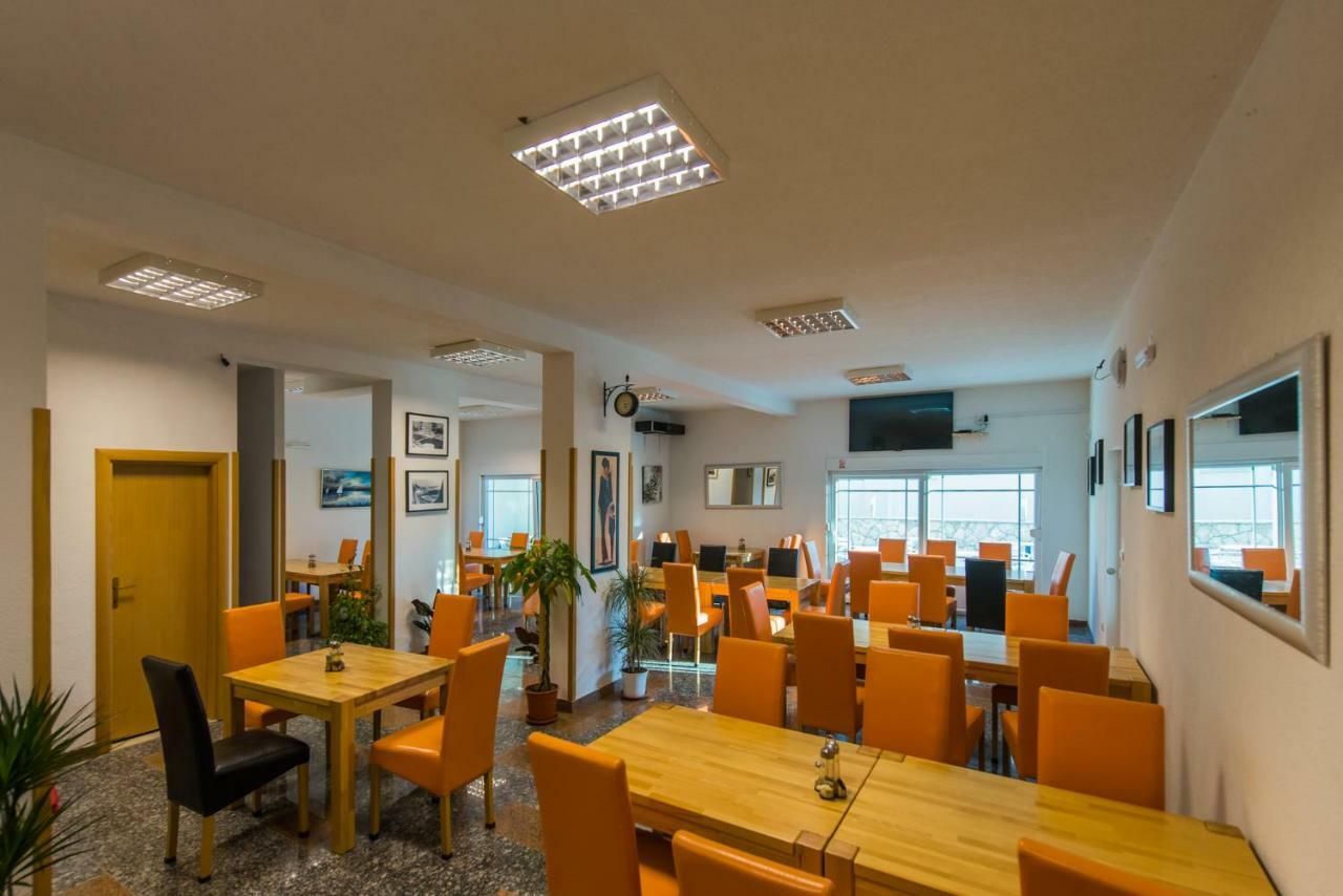 Villa Katarina Оміш Екстер'єр фото